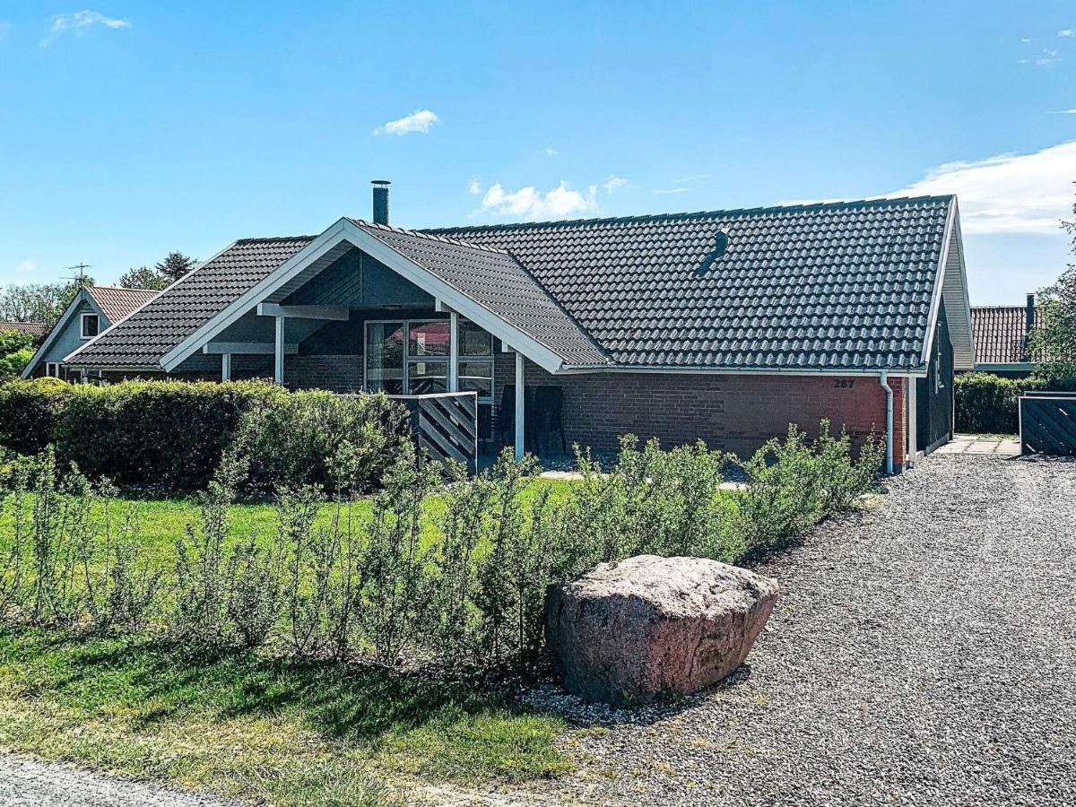 10 Person Holiday Home In Juelsminde Sonderby  Екстериор снимка
